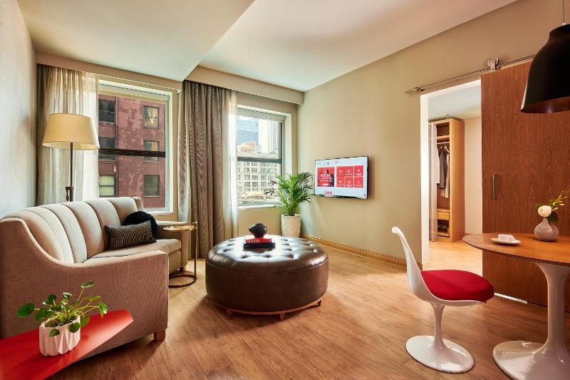 One-Bedroom Suite image 1