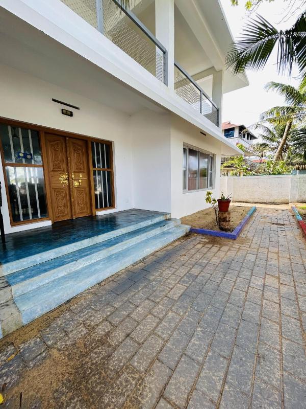 Chameleon Beach Resort Cherai - image 7