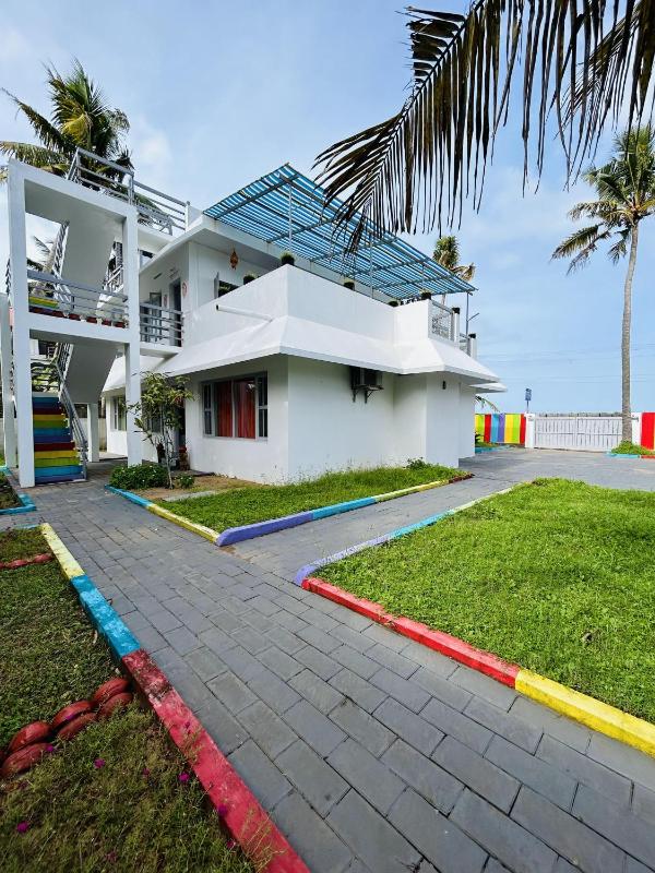 Chameleon Beach Resort Cherai - image 19