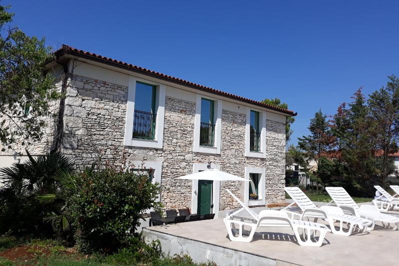 Family-friendly apartments with swimming pool Pomer Medulin - 17681 - image 25