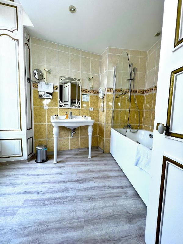 Suite image 4