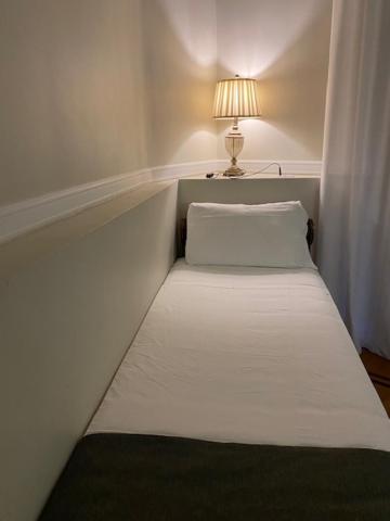 Quadruple Room image 4