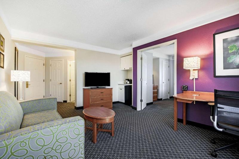 King Suite image 3
