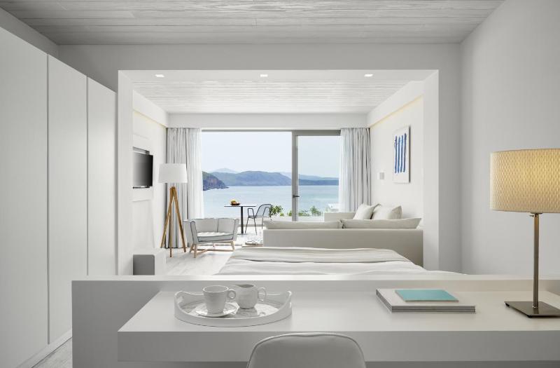 Lichnos Beach - image 12