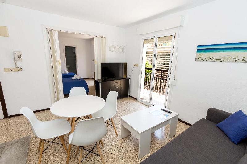 Hostal El Mercat - image 21