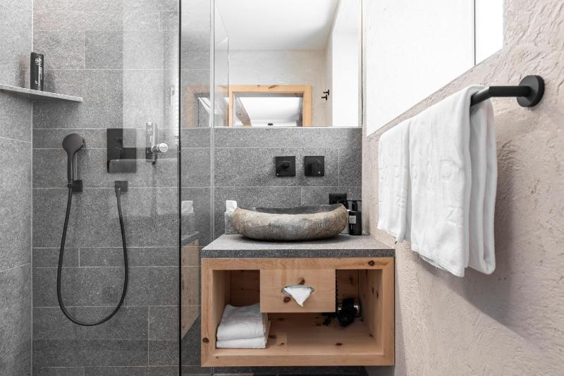Superior Double Room image 4