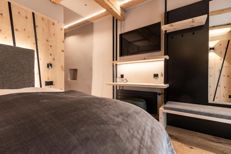 Standard Single Room image 3