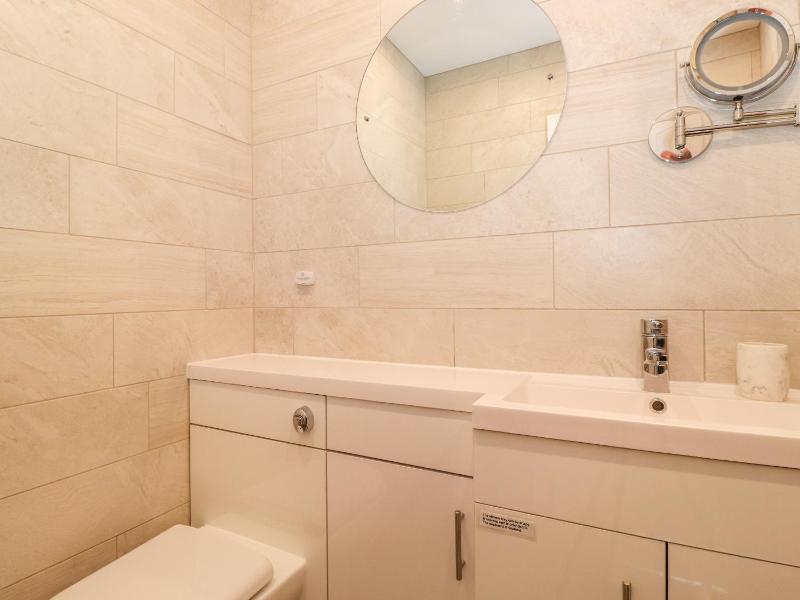 Wansfell Loft - image 36