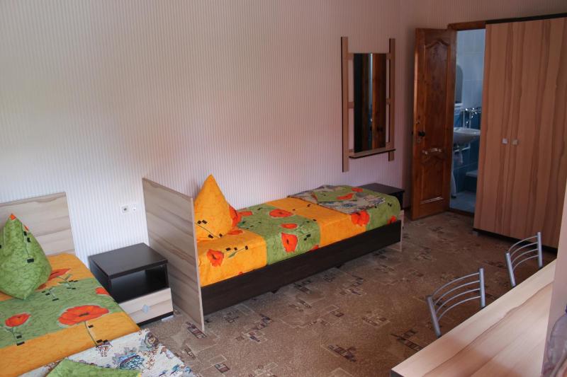 Triple Room image 3