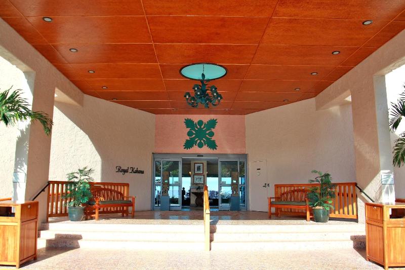 Royal Kahana #319 - image 15