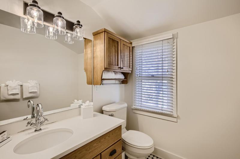 Two-Bedroom Cottage image 2