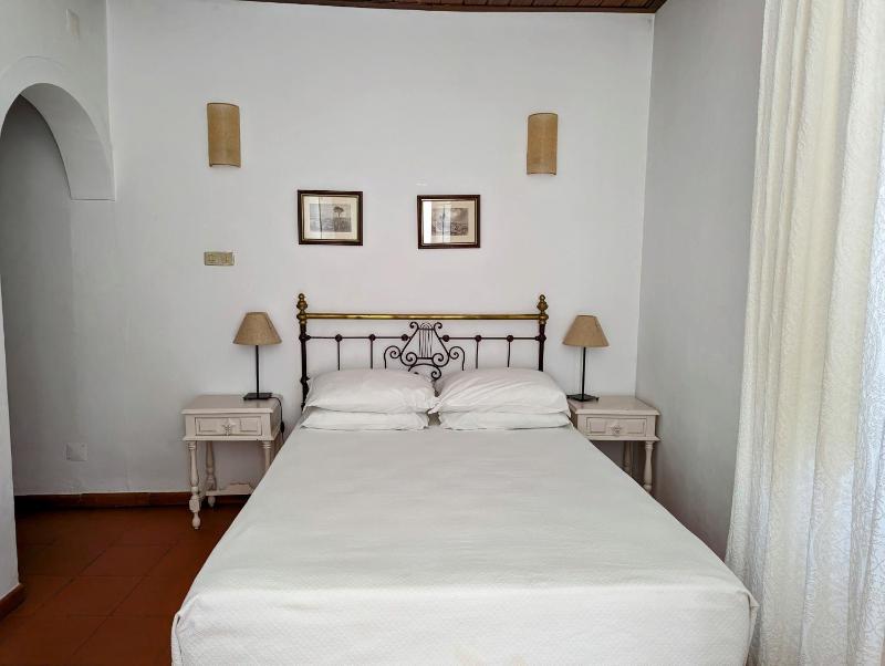 Double Room image 1