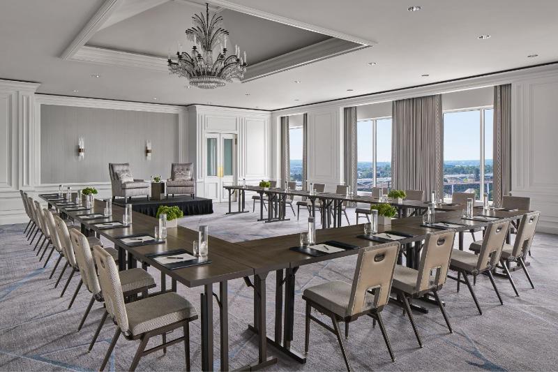 The Ritz-Carlton Cleveland - image 12