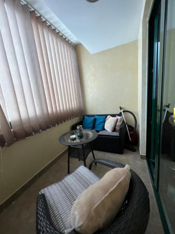 Apartment image 2