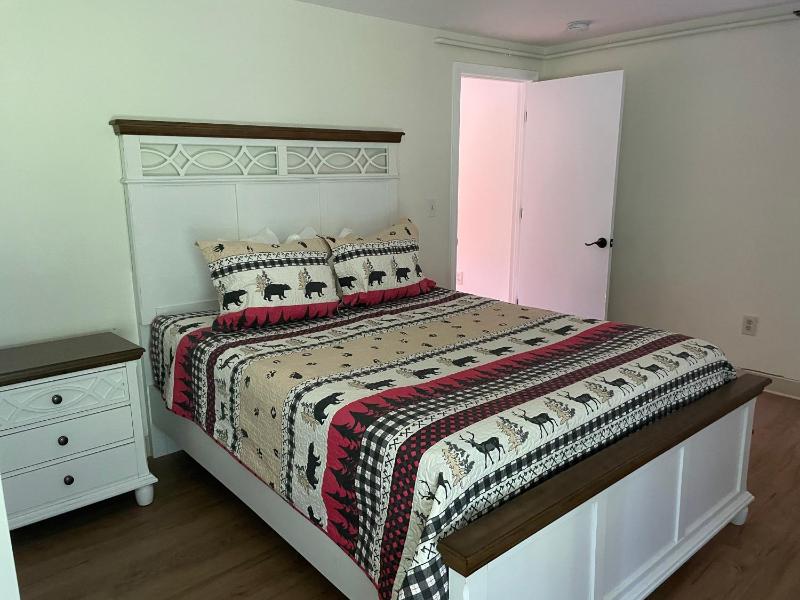 One-Bedroom Apartment (Foote Street) image 4