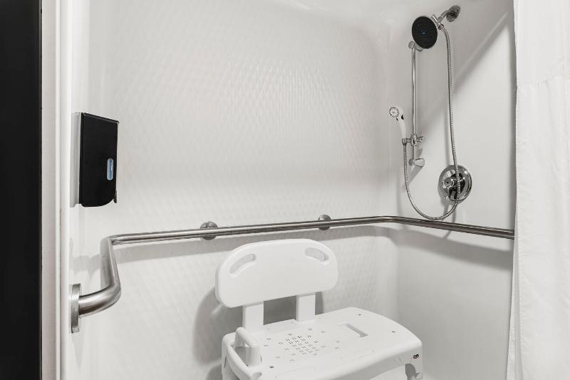 The Ashley Inn & Suites - image 23