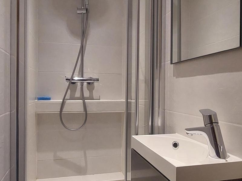 Appartement spacieux 9 pers. · Ski aux pieds · Wifi inclus - image 13