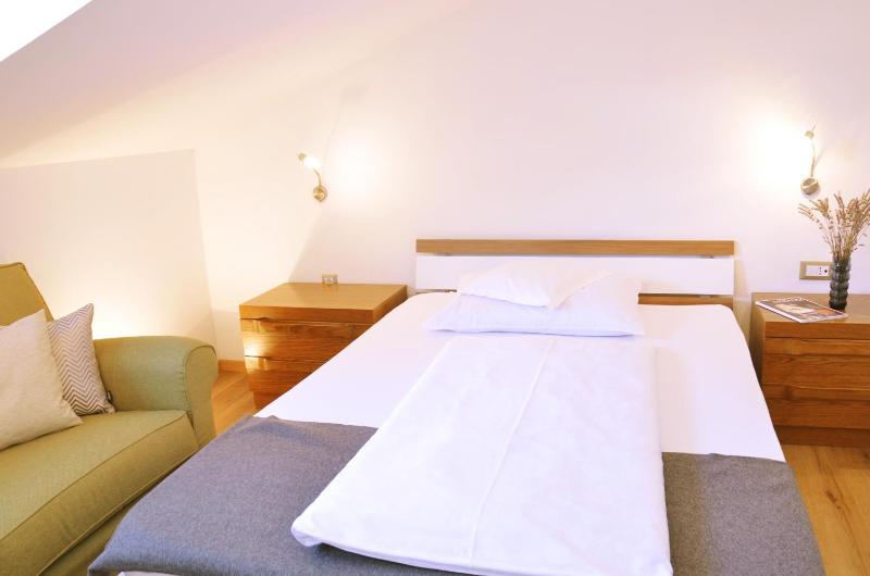 Standard Single Room - Attic image 1