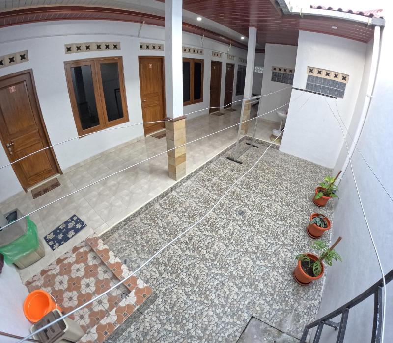 Griyo Mondoliko Homestay Jogja - image 12