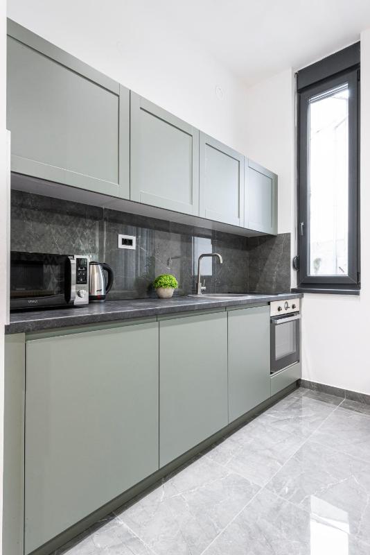 VERTIGO One Bedroom apartment - Free private parking-Fast Wi-Fi - image 12
