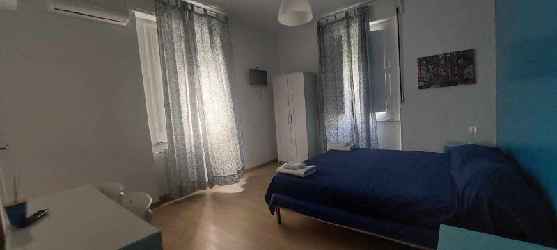 Double Room with Garden View image 4