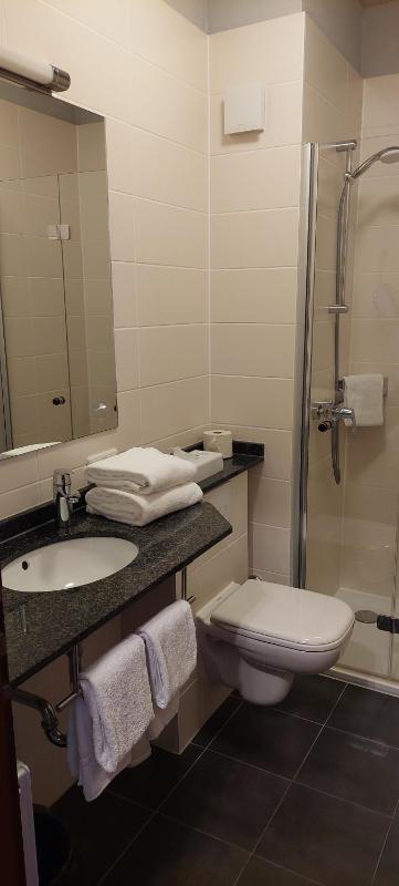 Standard Double Room image 4