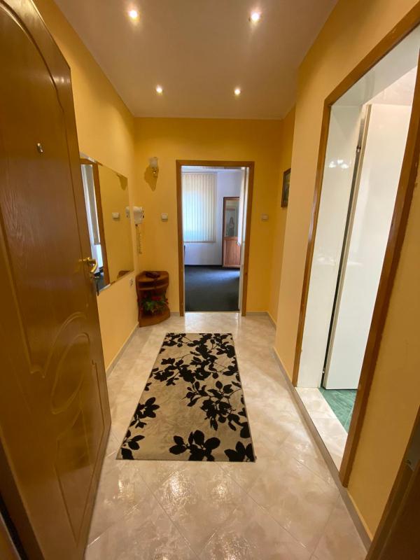 Deluxe Apartment image 1
