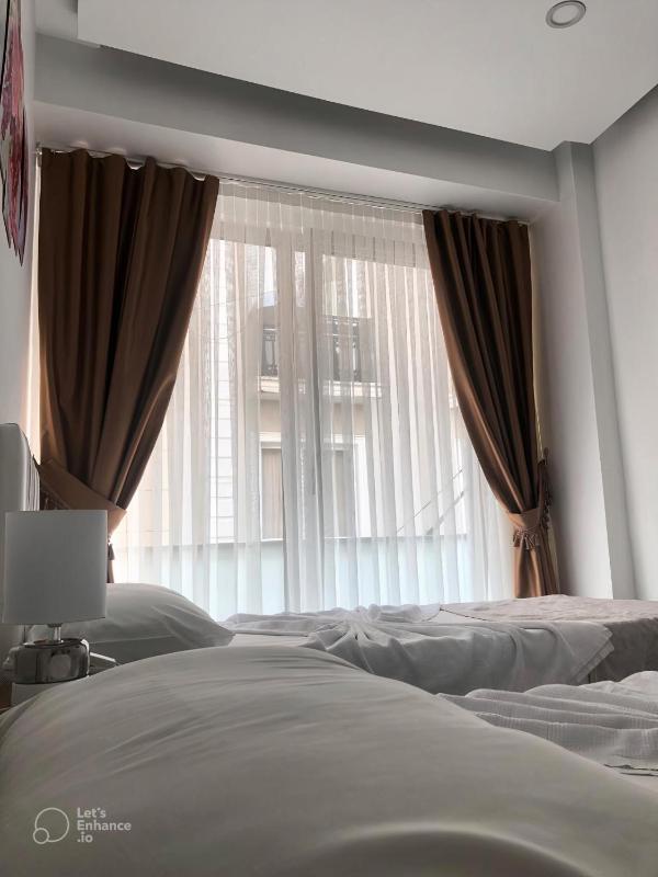 Deluxe Twin Room image 4
