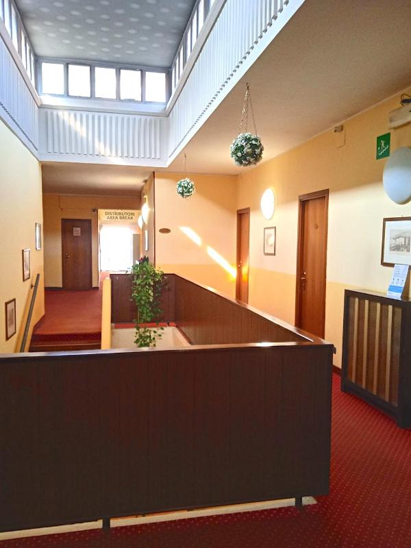 Standard Double Room image 1