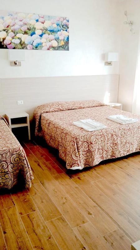 Triple Room image 4