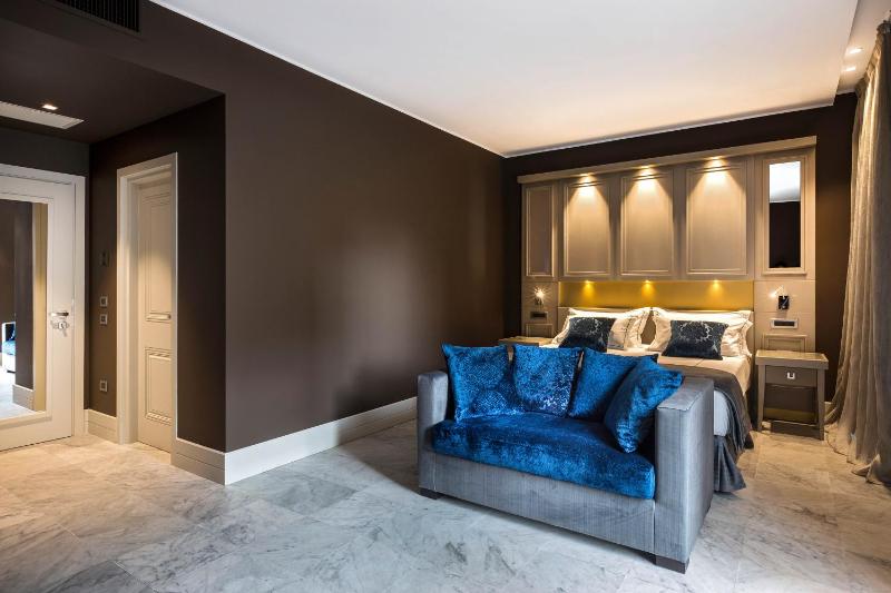 Prestige Double Room image 4