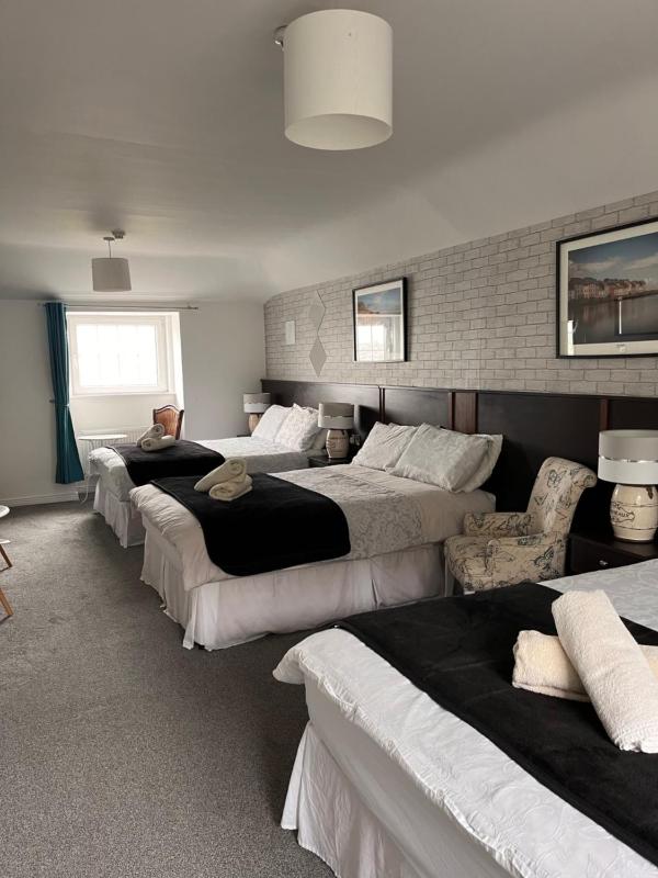 Family Room with Sea View image 1