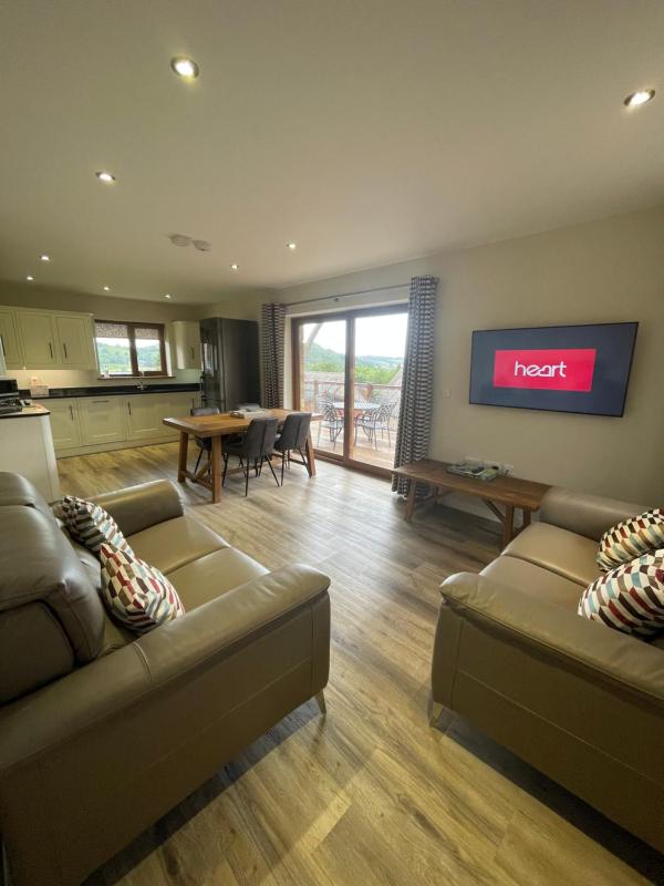 Two-Bedroom Apartment image 4