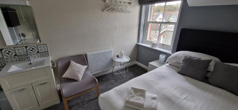 Glencoe Guest House - image 25