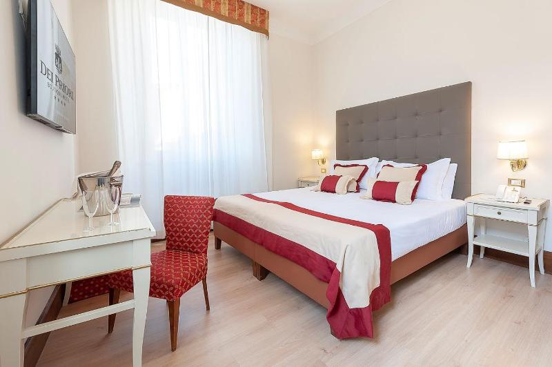 Deluxe Room image 1