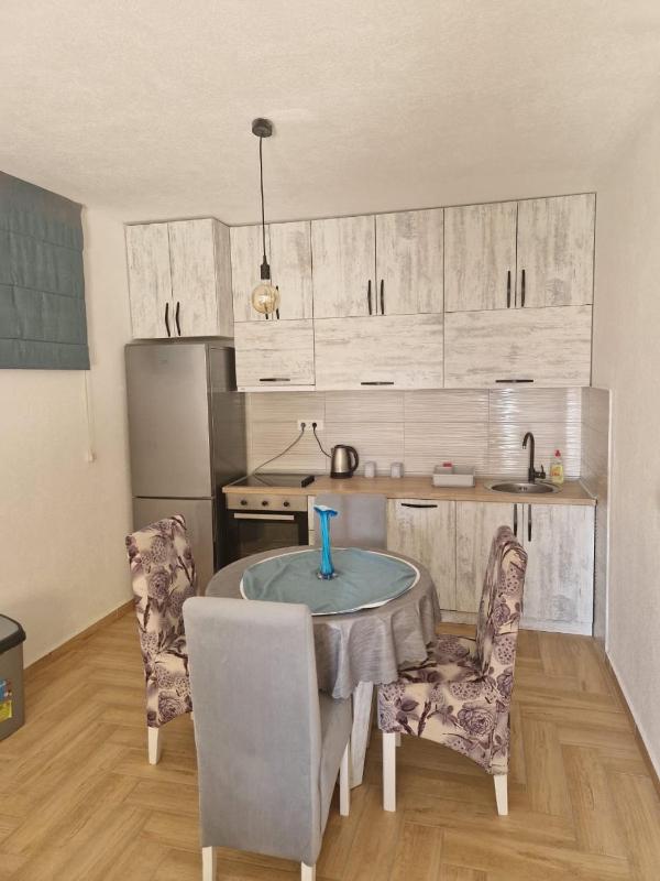 Studio apartman Happy Home - image 10
