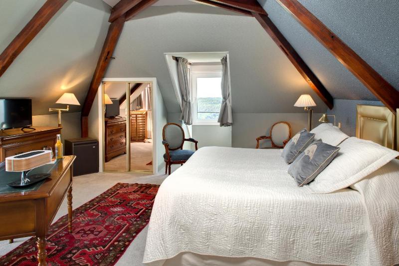 Superior Double Room image 1