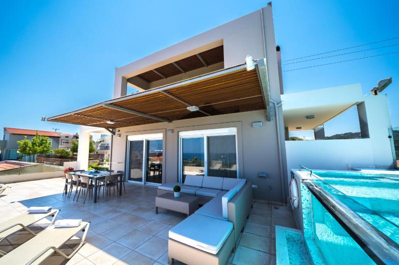 Superior Villa image 4