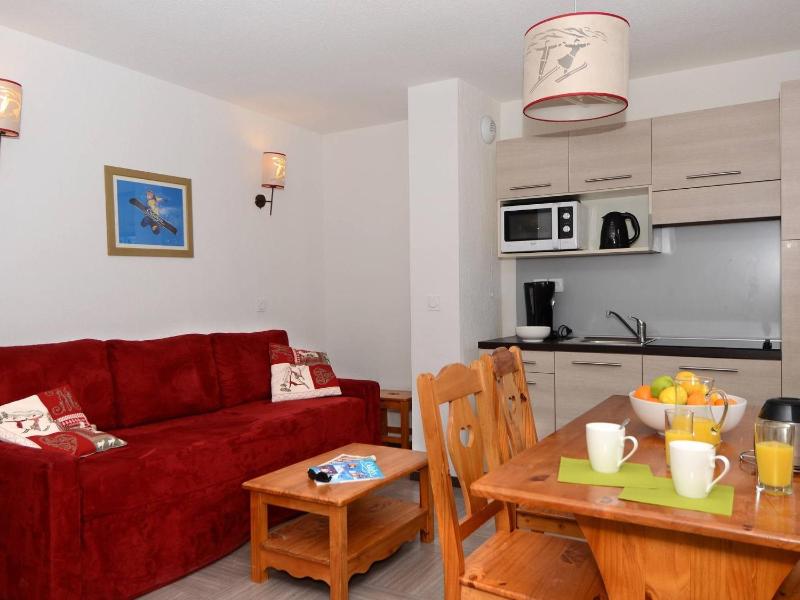 Slopeside Chalet in Vars - image 9
