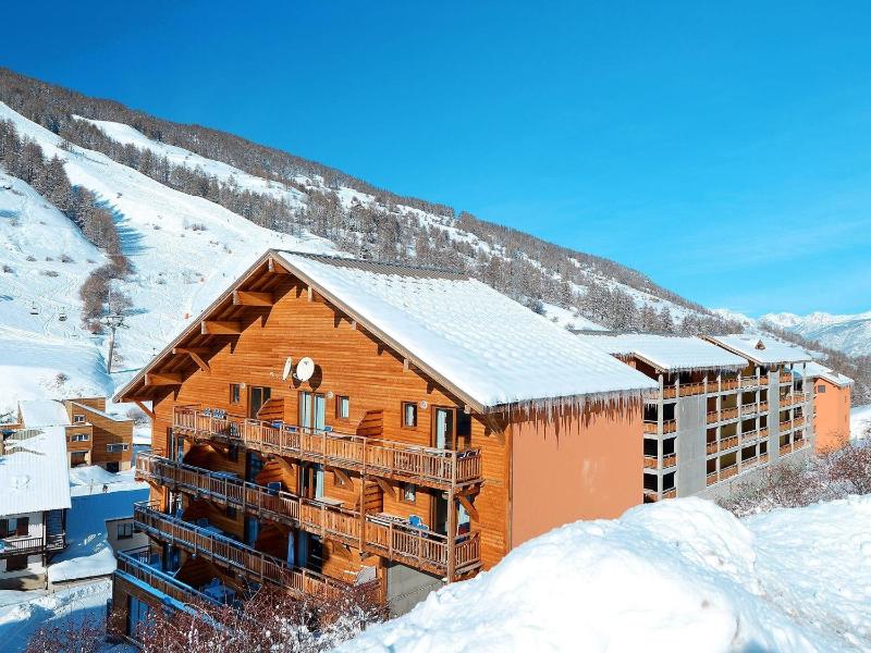 Slopeside Chalet in Vars - image 1