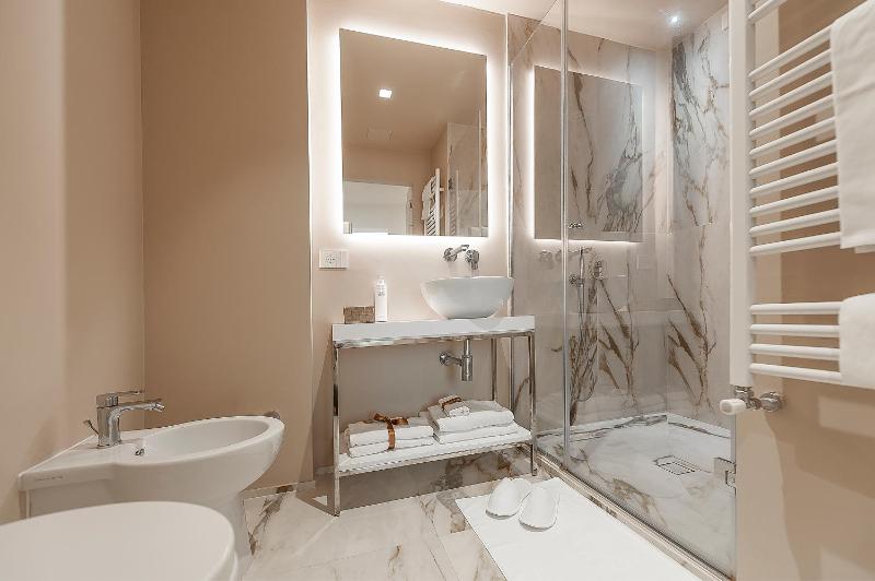Suite image 2