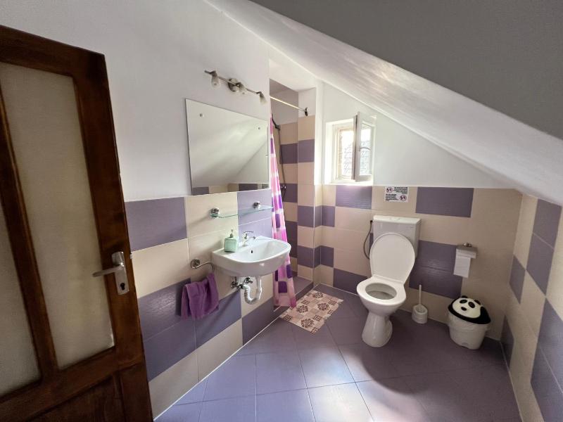 Quadruple Room image 4