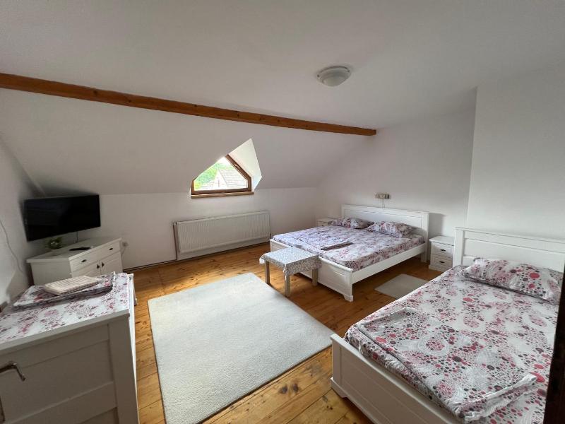 Quadruple Room image 1