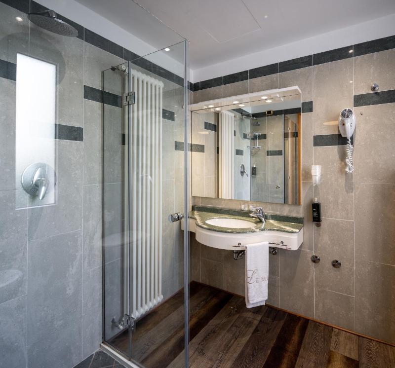 Comfort King Room with Balcony - Annex image 4