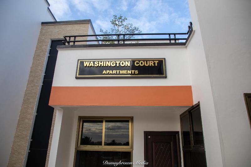 2 Bed Apartment - Parking Wifi Aircon - image 16