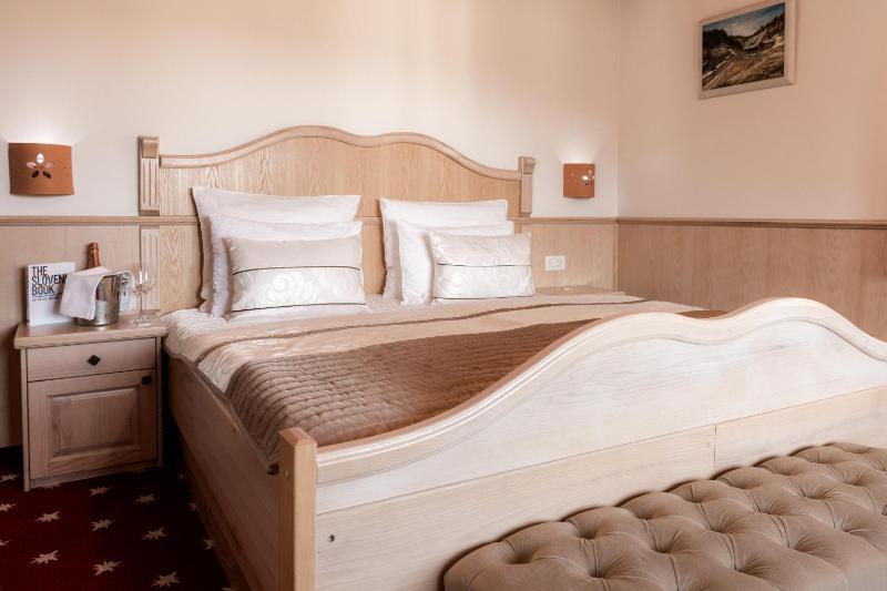 Double or Twin Room image 1