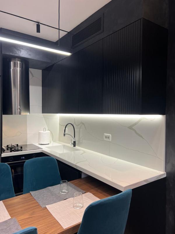 Tirana Centric Apartment - image 8