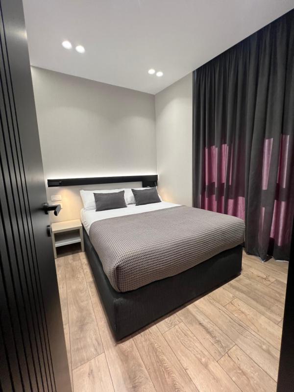 Tirana Centric Apartment - image 9