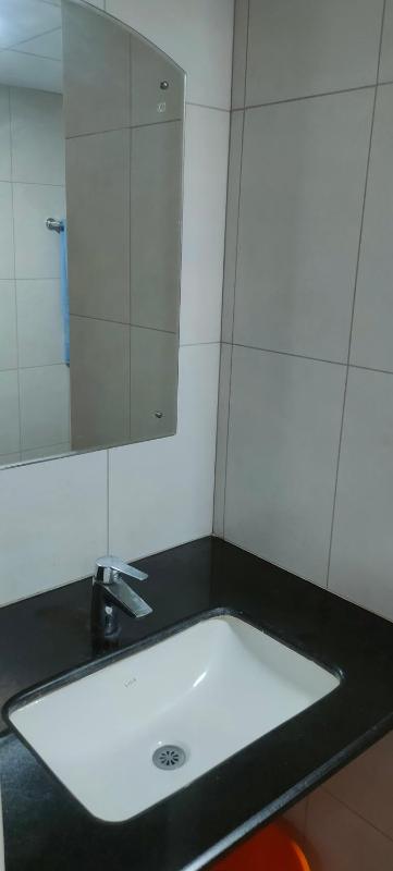 Luxurious Apartment with a pool and gym near Trivandrum railway station - image 6