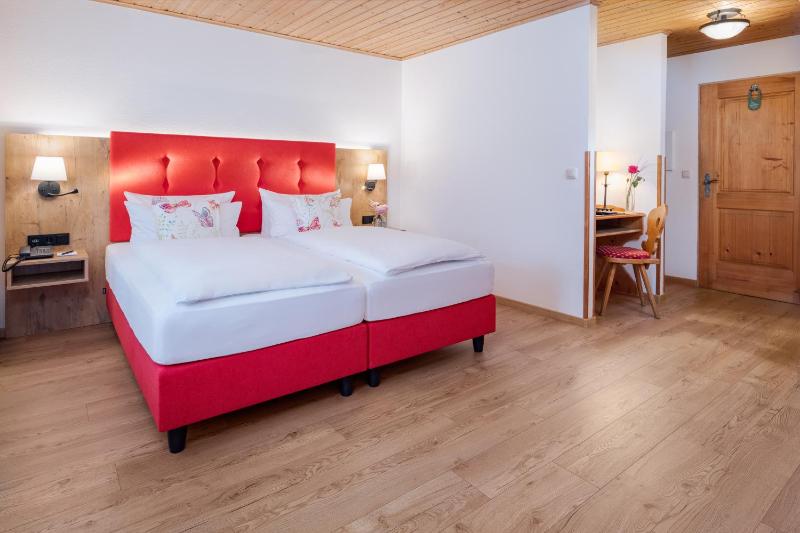 Classic Room image 3
